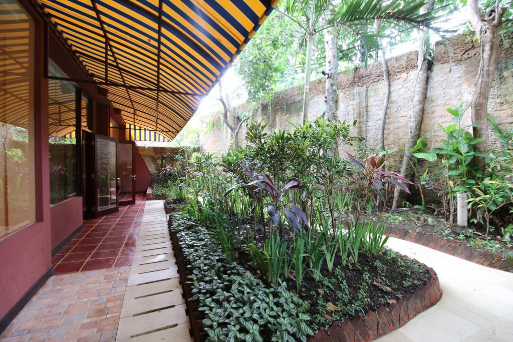 Petit Hotel Bali ウブド エクステリア 写真